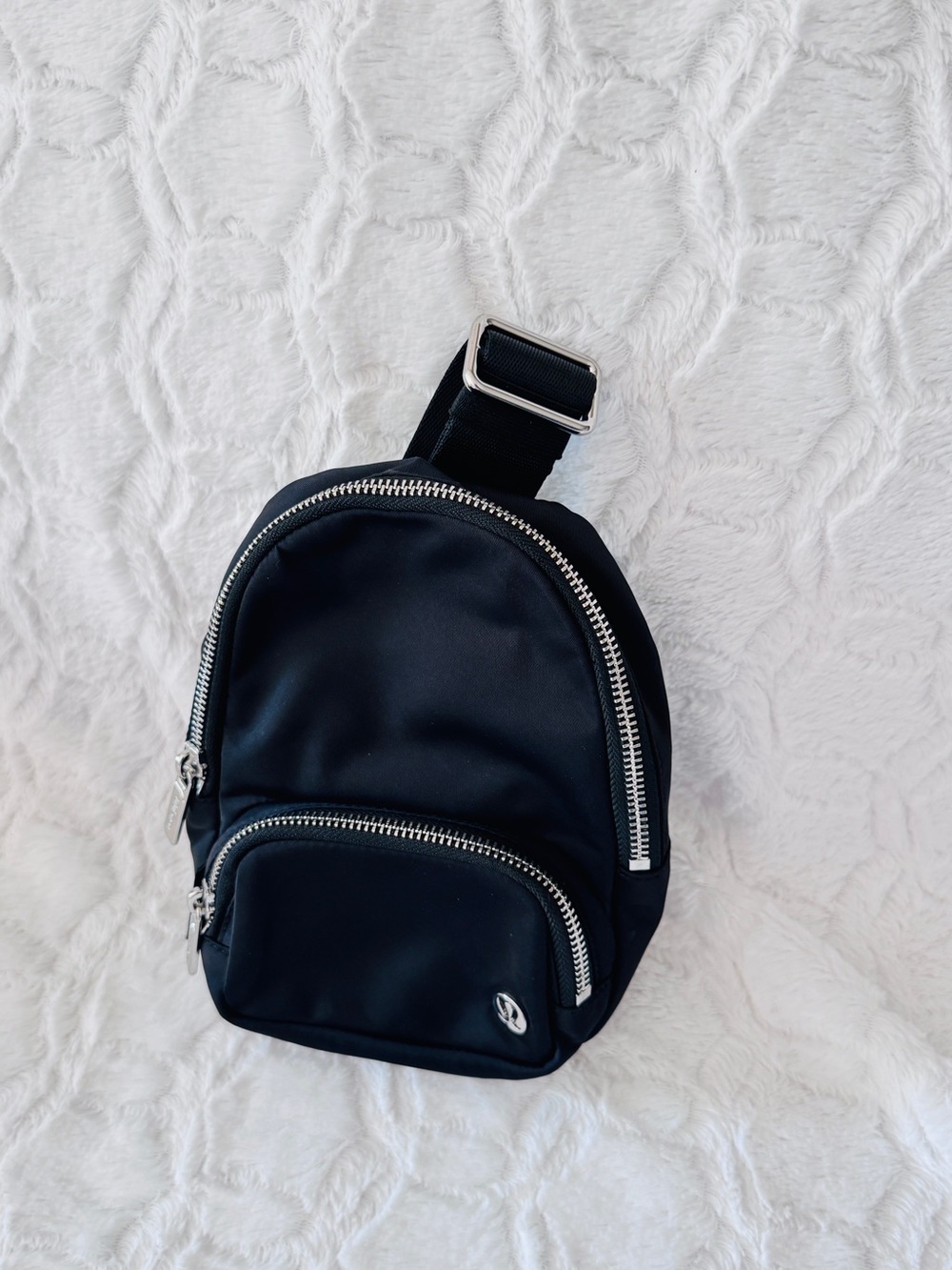 Everywhere Sling Bag Small 2L
